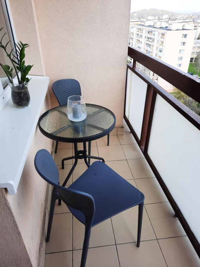 Utulny Apartman Blizko Centra Michalovce Extérieur photo