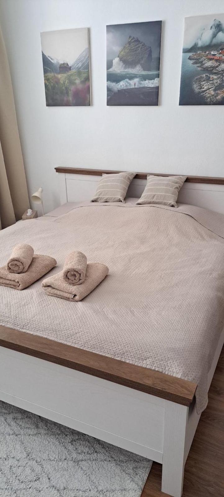 Utulny Apartman Blizko Centra Michalovce Extérieur photo