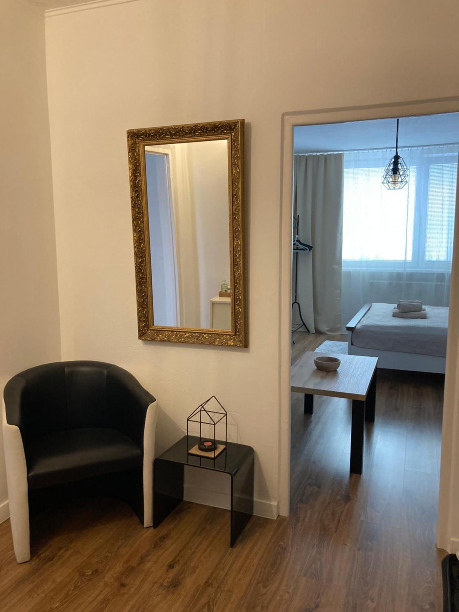 Utulny Apartman Blizko Centra Michalovce Extérieur photo