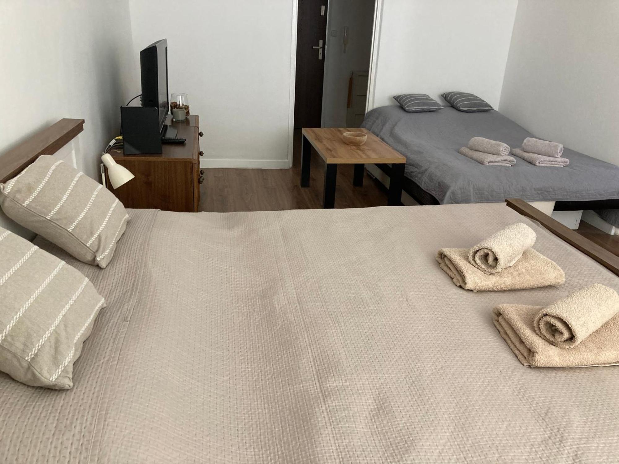 Utulny Apartman Blizko Centra Michalovce Extérieur photo